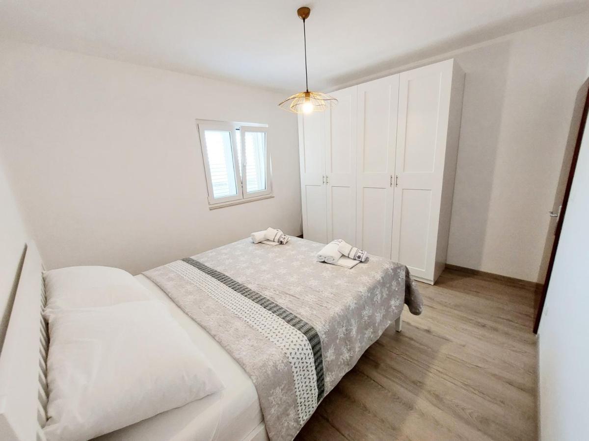 Luxury Sea View Apartment Jesenice  Zewnętrze zdjęcie