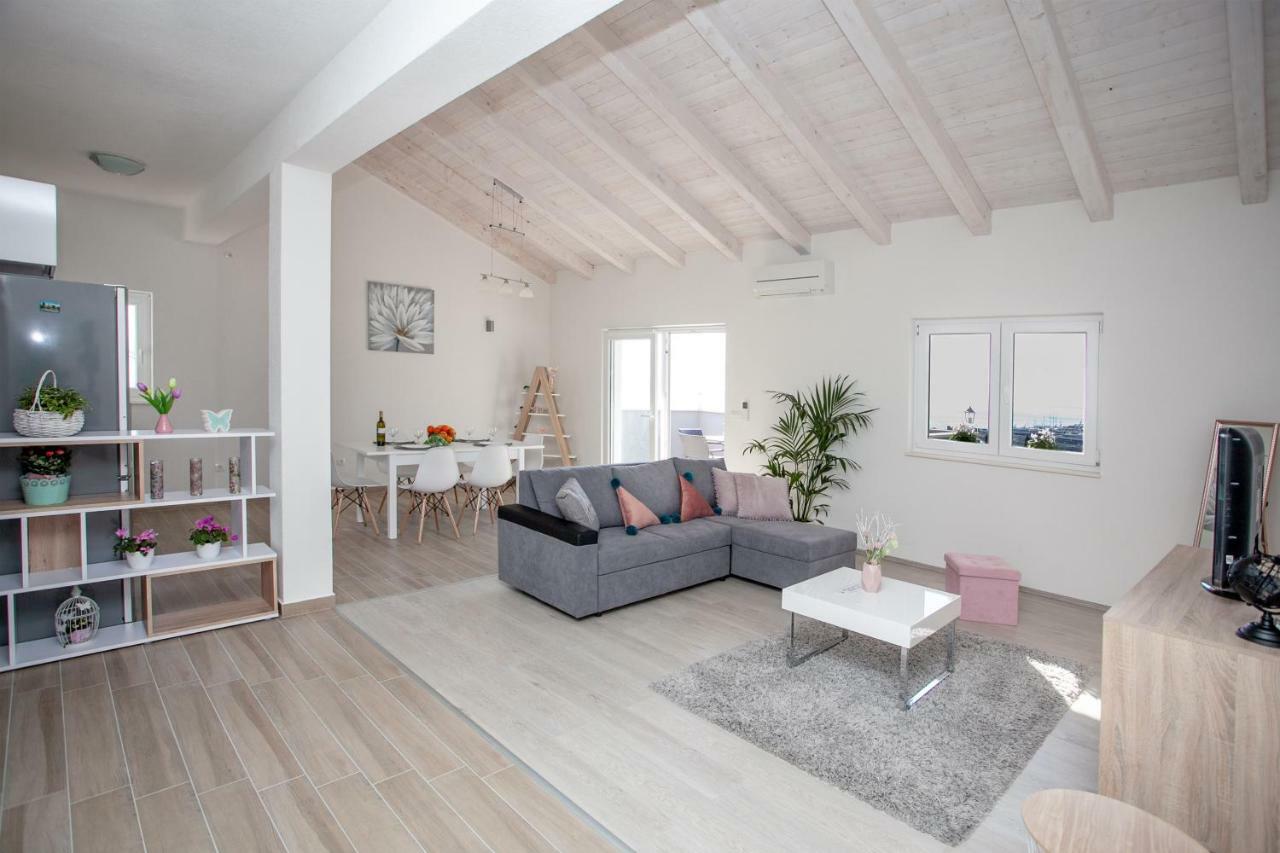 Luxury Sea View Apartment Jesenice  Zewnętrze zdjęcie