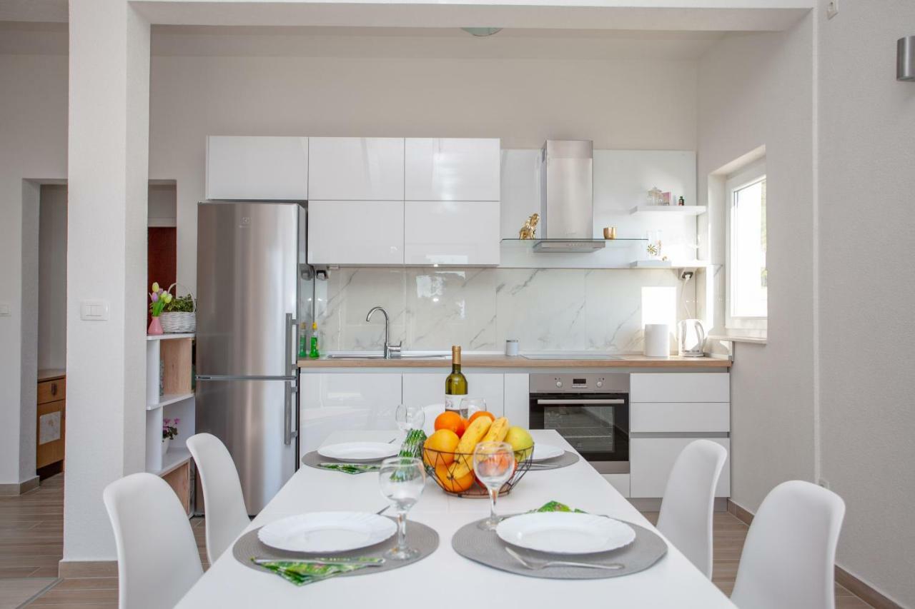 Luxury Sea View Apartment Jesenice  Zewnętrze zdjęcie