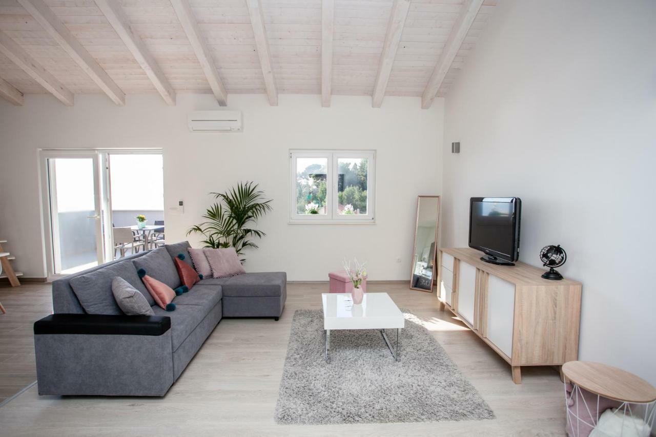 Luxury Sea View Apartment Jesenice  Zewnętrze zdjęcie